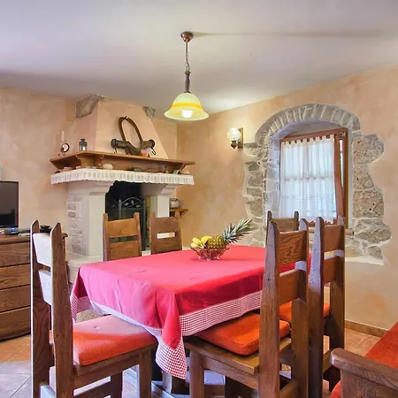Stancija Bursic Holiday home *