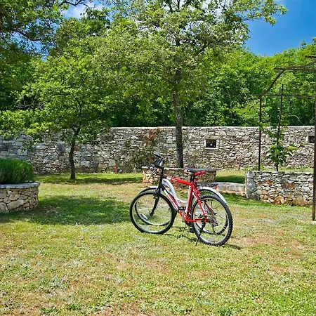 Holiday home Stancija Bursic Pula